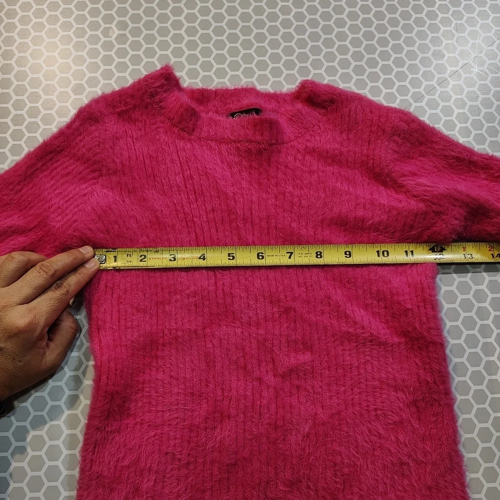 Art Class  Girls Vibrant Pink Crew Neck Sweater